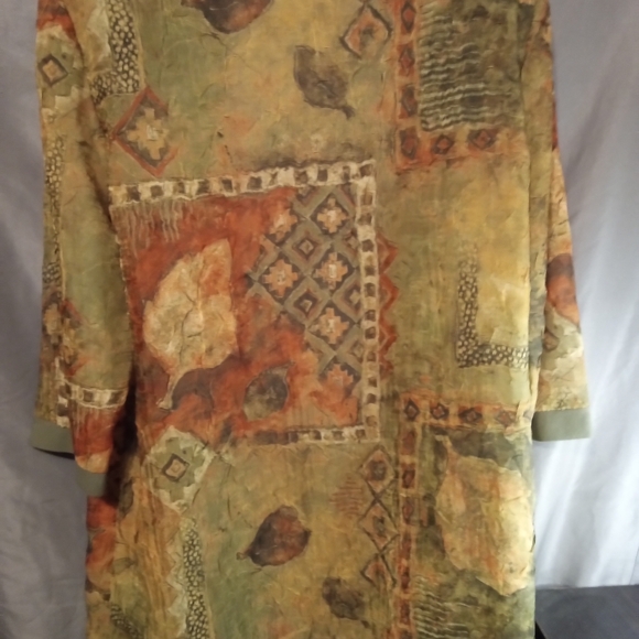 R and M Richards by Karen kwong woman's sheer jacket - Picture 3 of 3